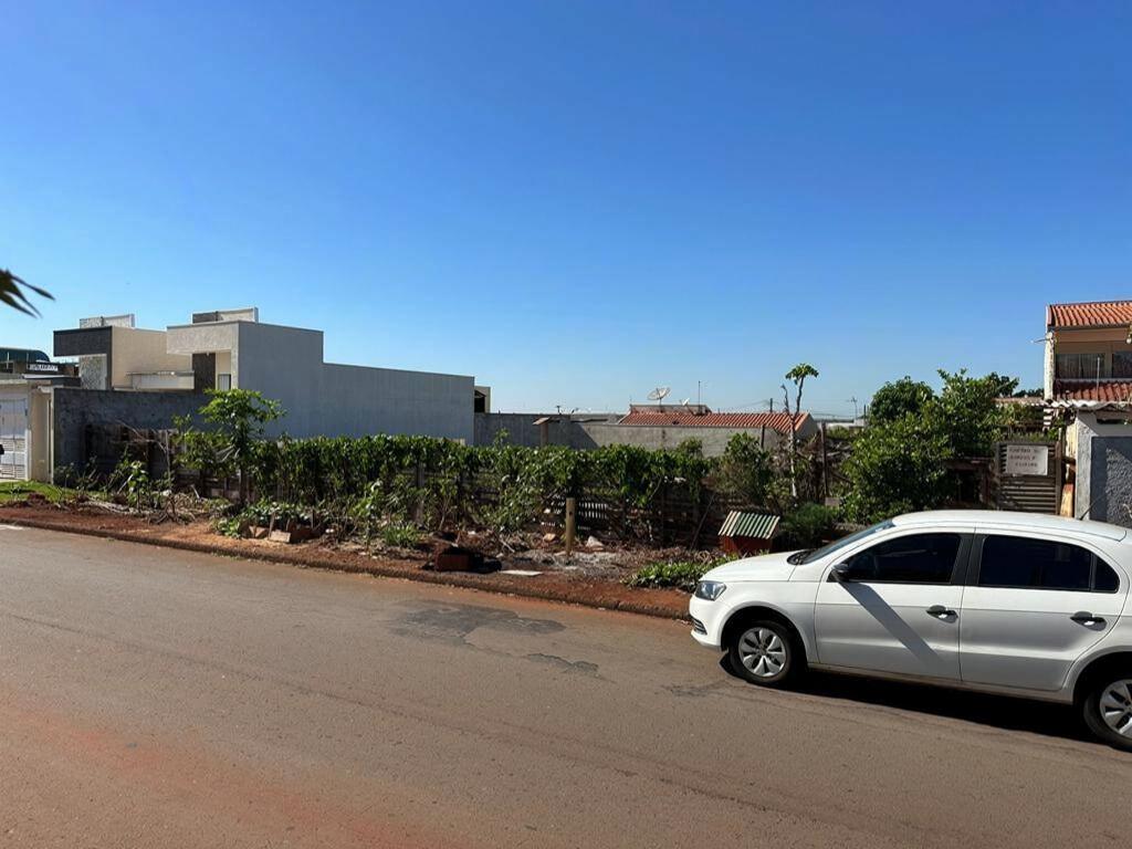 Terreno à venda em Conjunto Residencial Ilha Bela, Campo Mourão - PR