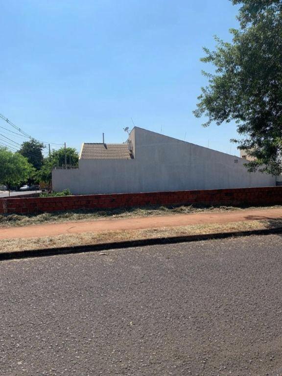 Terreno à venda em Jardim Monte Rei, Maringá - PR