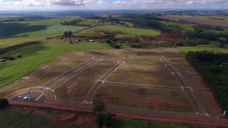 Terreno à venda em Jardim Colombo, Maringá - PR