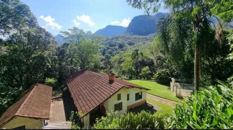 Chácara/Sítio à venda em Centro, Guapimirim - RJ
