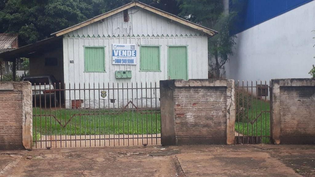 Terreno à venda em Zona 08, Maringá - PR