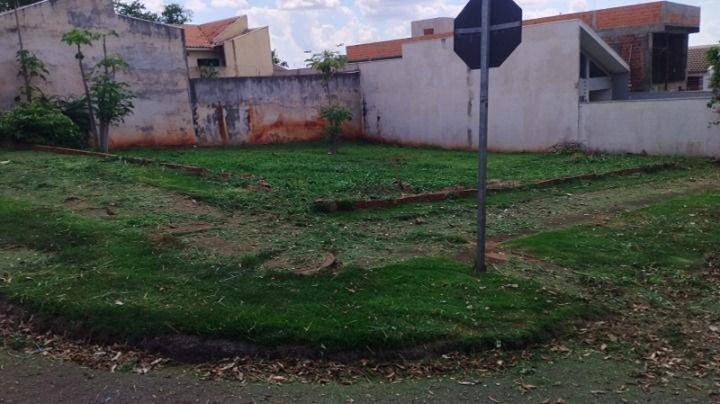 Terreno à venda em Loteamento Sumaré, Maringá - PR