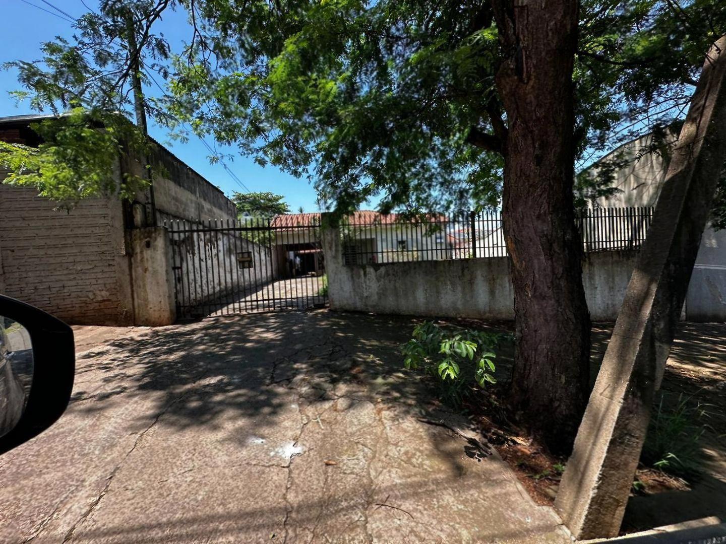 Terreno à venda em Jardim Copacabana, Maringá - PR