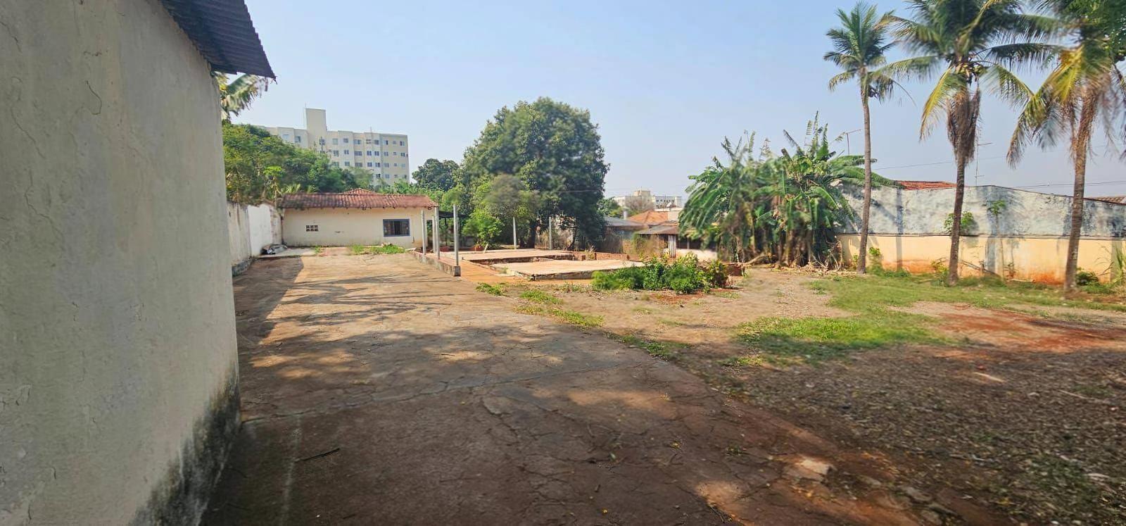 Terreno à venda em Jardim Alvorada, Maringá - PR