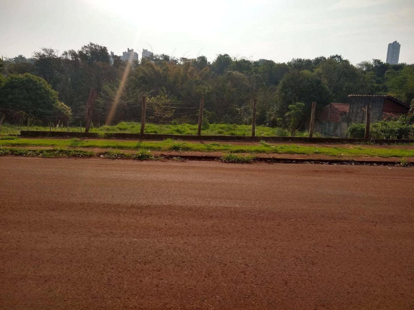 Terreno à venda em Parque da Gavea, Maringá - PR