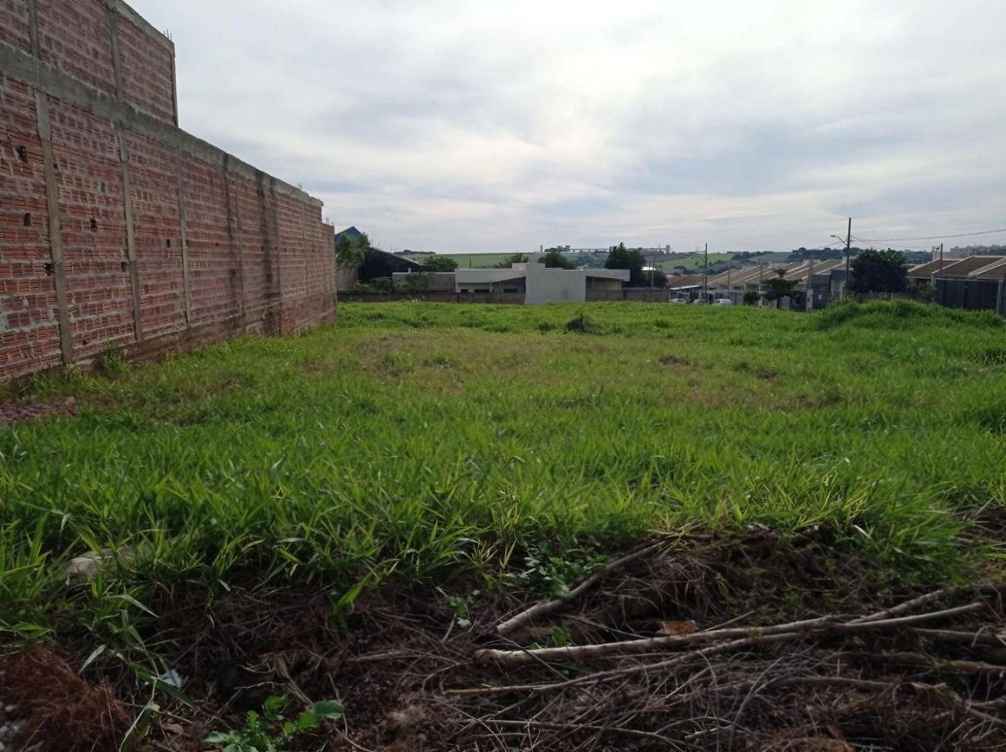 Terreno à venda em Jardim Sao Pedro, Marialva - PR