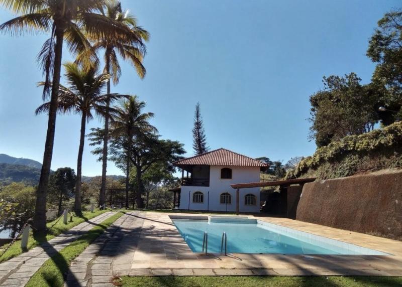 Terreno à venda em Roseiral, Petrópolis - RJ