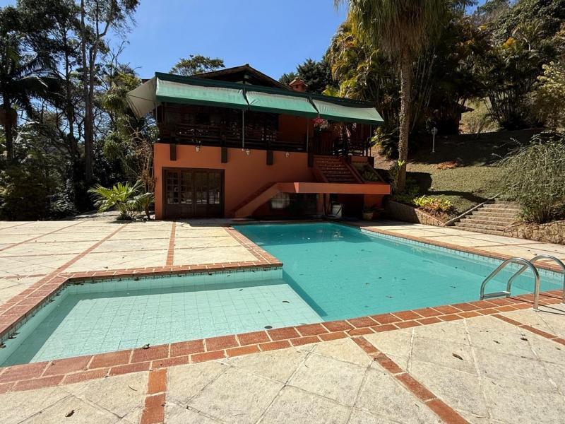 Chácara/Sítio à venda em Itaipava, Petrópolis - RJ