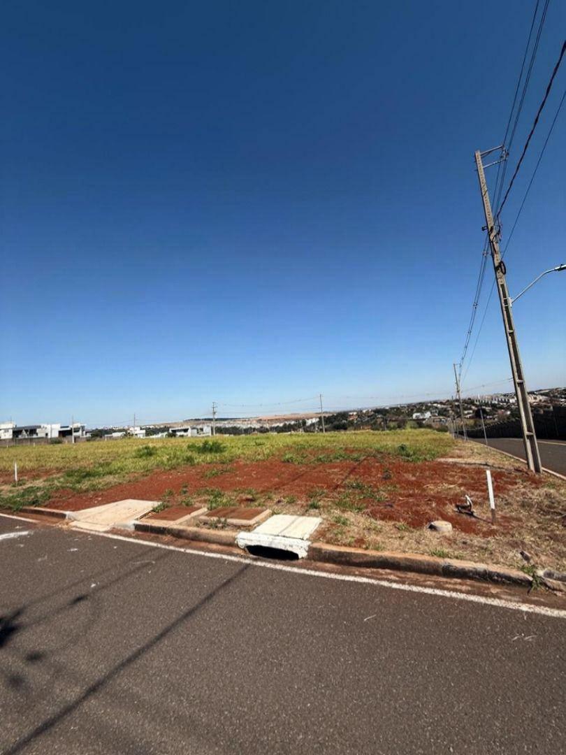 Terreno à venda em Chácaras Aeroporto, Maringá - PR