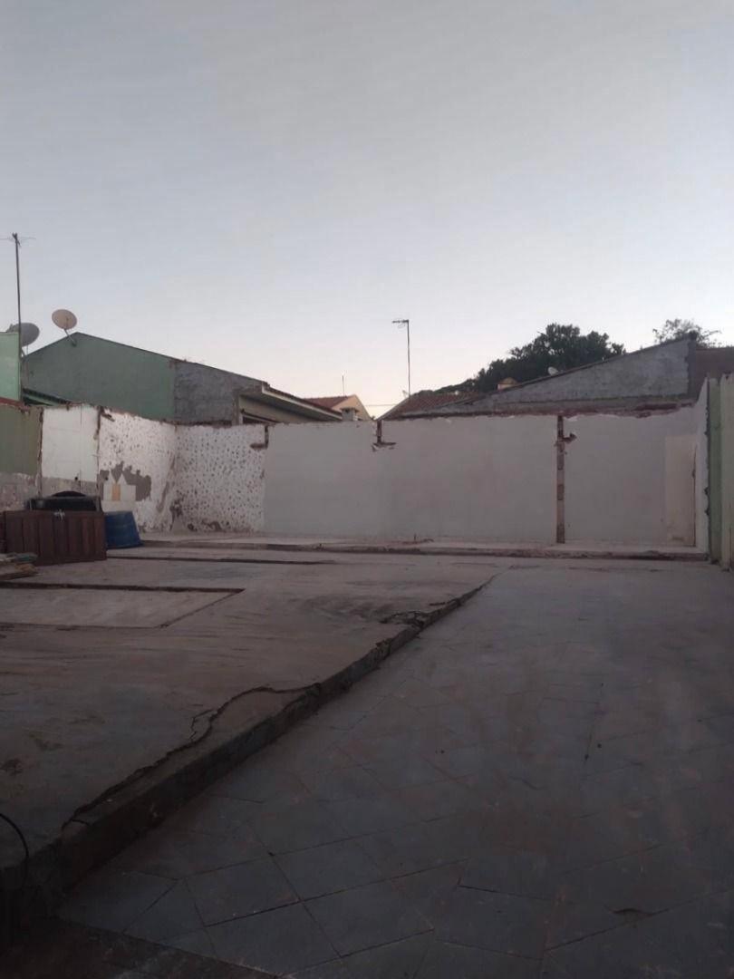 Terreno à venda em Parque das Grevileas, Maringá - PR