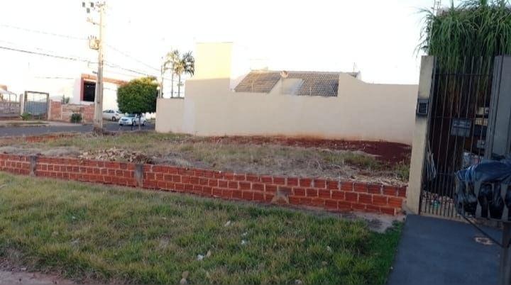 Terreno à venda em Jardim Monte Rei, Maringá - PR
