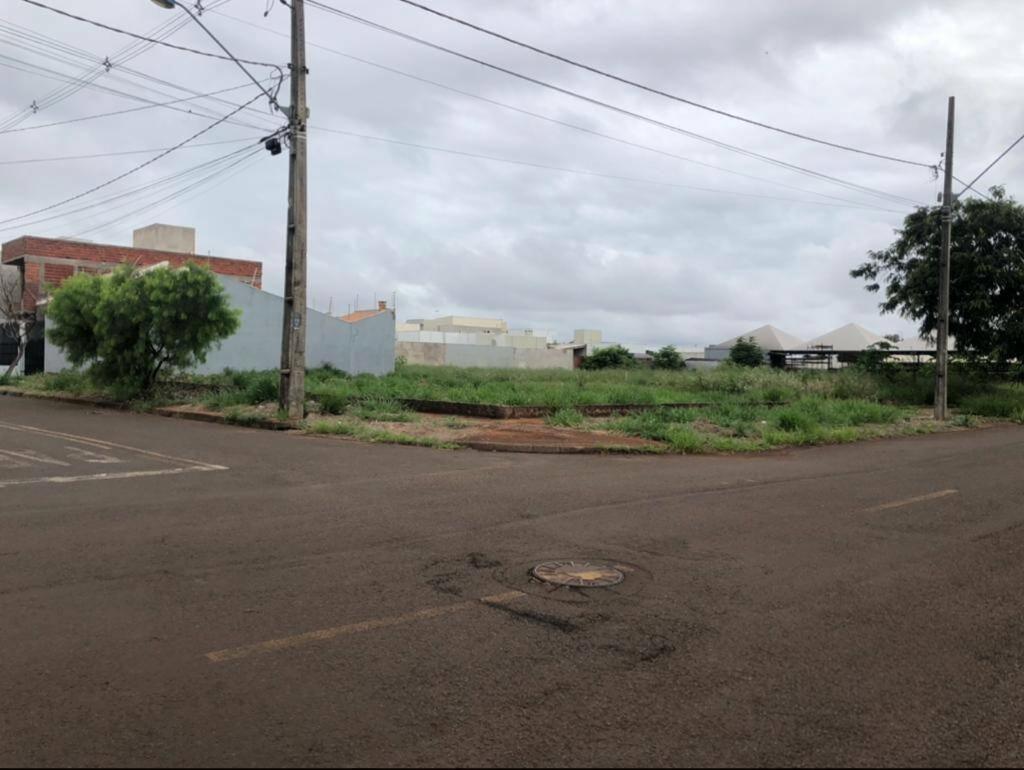 Terreno à venda em Jardim Paulista, Maringá - PR