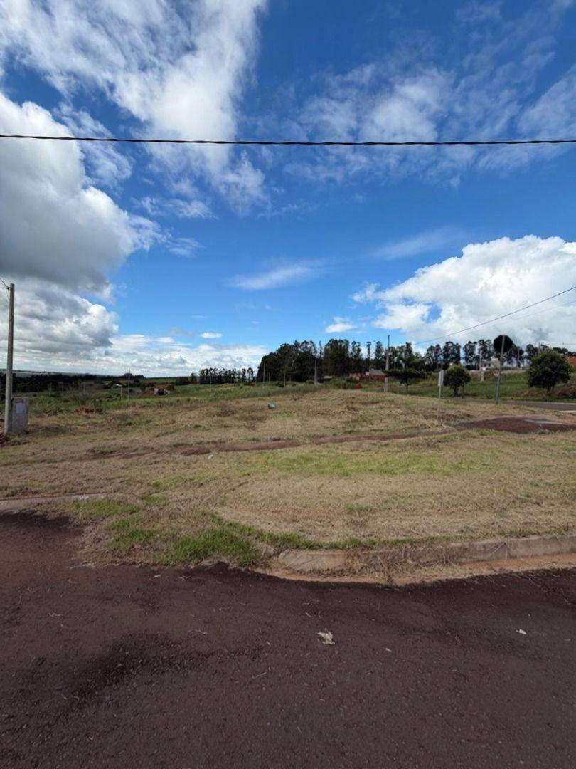 Terreno à venda em Jardim Colombo, Maringá - PR
