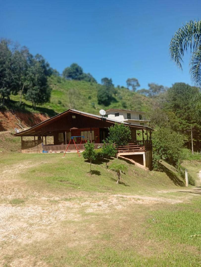 Chácara/Sítio à venda em Capivari, Colombo - PR