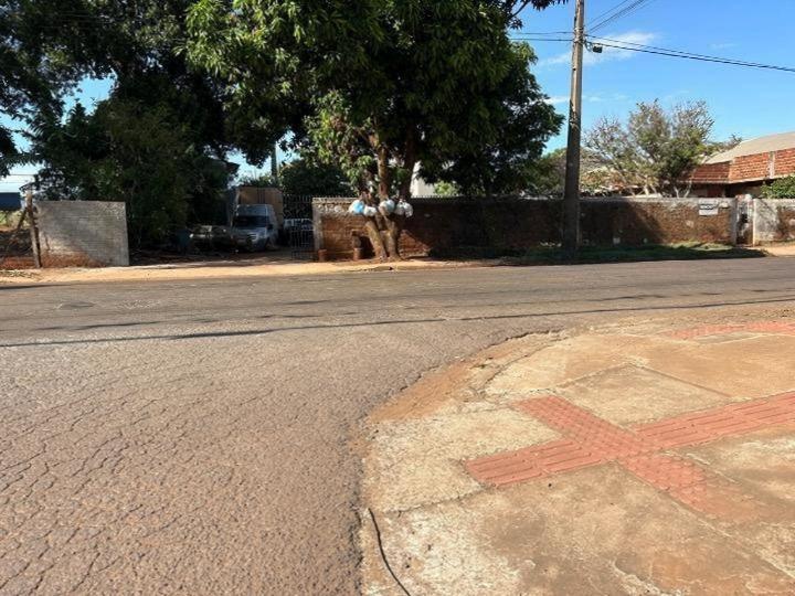 Terreno à venda em Parque Industrial Bandeirantes, Maringá - PR
