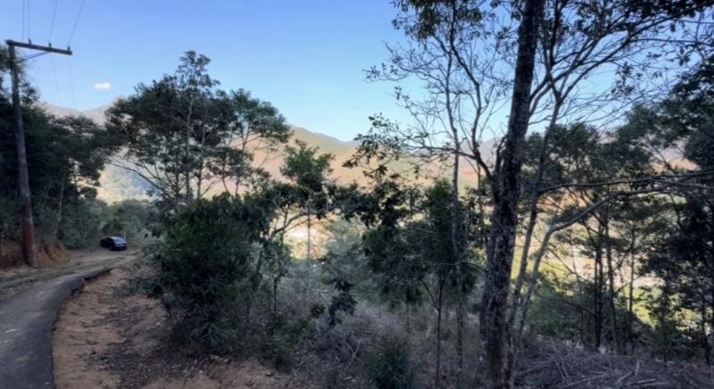 Terreno à venda em Estrada da Sauda, Petrópolis - RJ