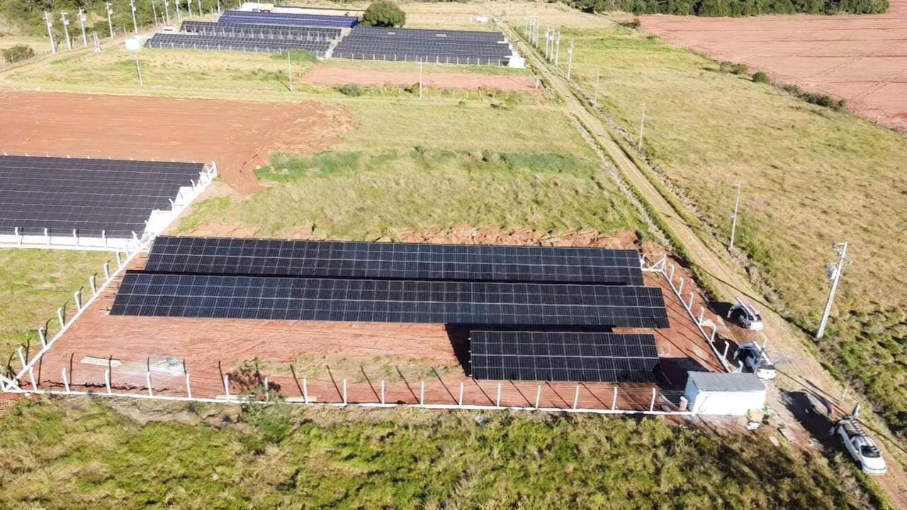 Terreno à venda em Centro, Lobato - PR