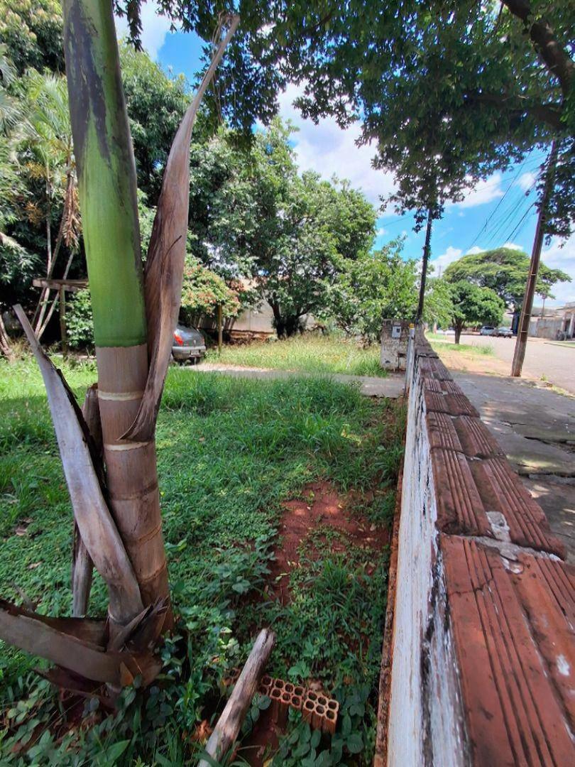 Terreno à venda em Chácara Paulista, Maringá - PR