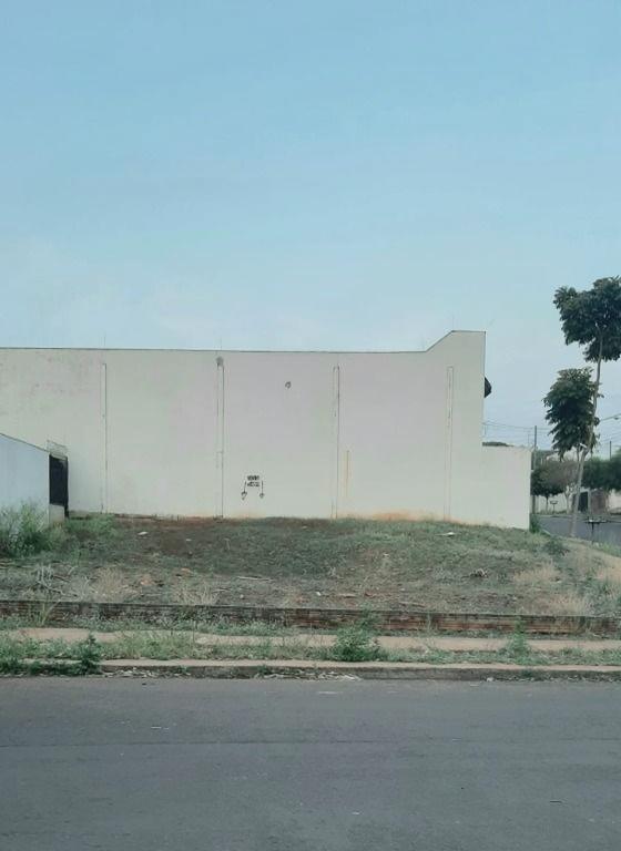 Terreno à venda em Loteamento Sumaré, Maringá - PR