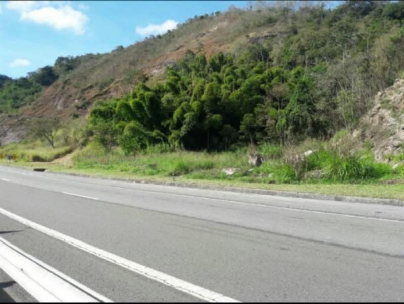 Terreno à venda em Cedro, Areal - RJ