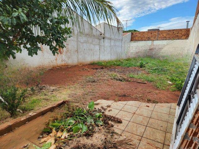 Terreno à venda em Jardim Monte Carlo, Maringá - PR