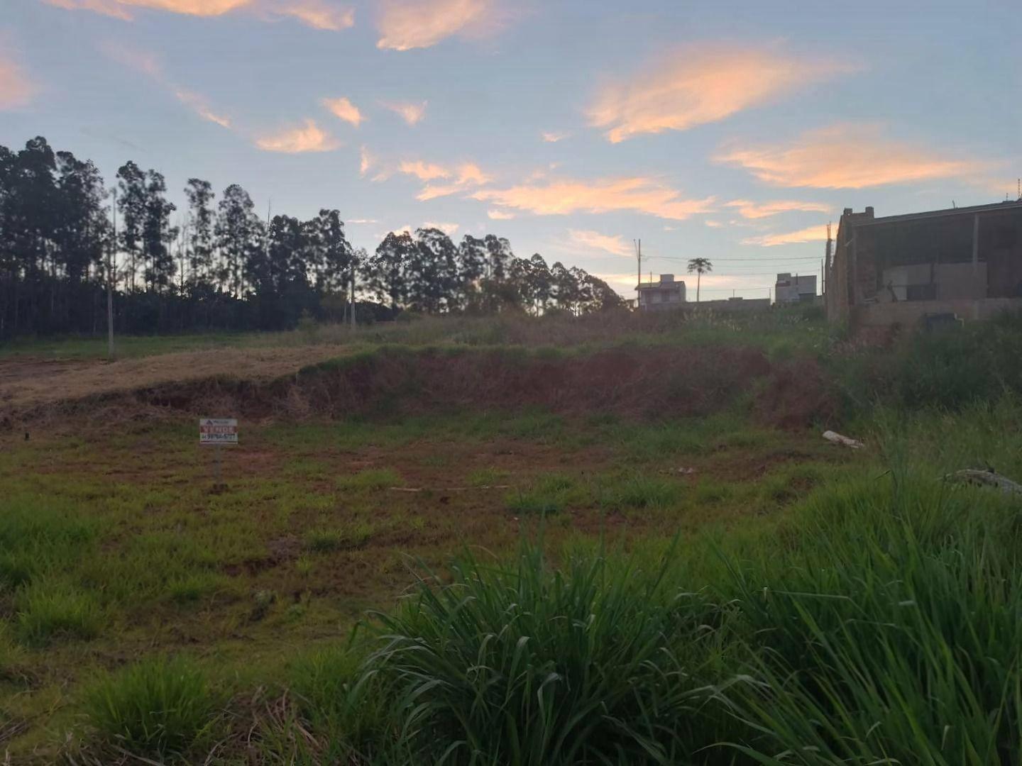 Terreno à venda em Jardim Colombo, Maringá - PR