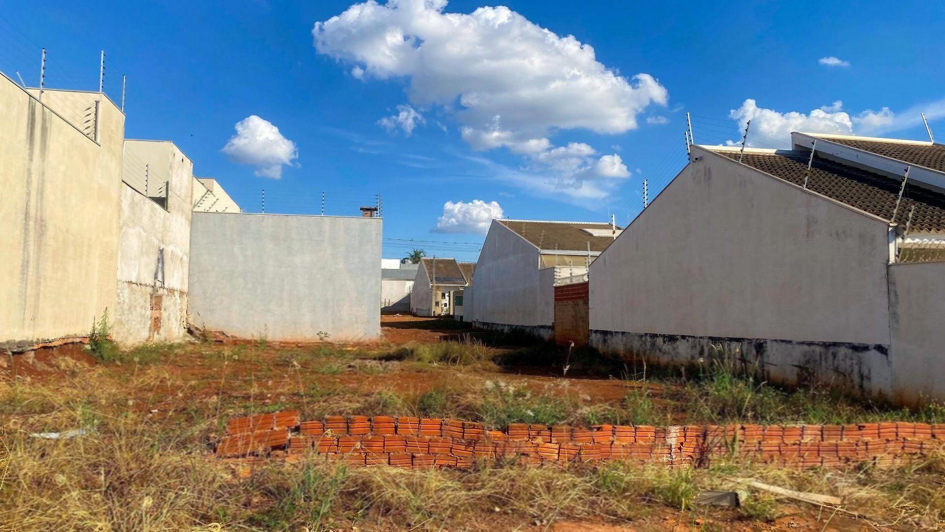 Terreno à venda em Residencial Ícaro, Maringá - PR