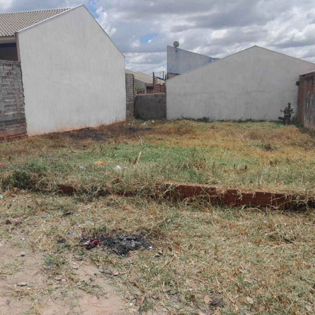 Terreno à venda em Parque Residencial Bela Vista, Sarandi - PR