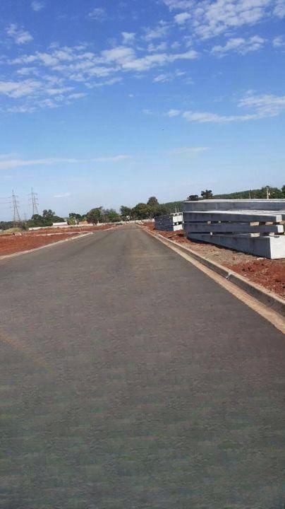 Terreno à venda em Conjunto Habitacional Joao de Barro Thais, Maringá - PR